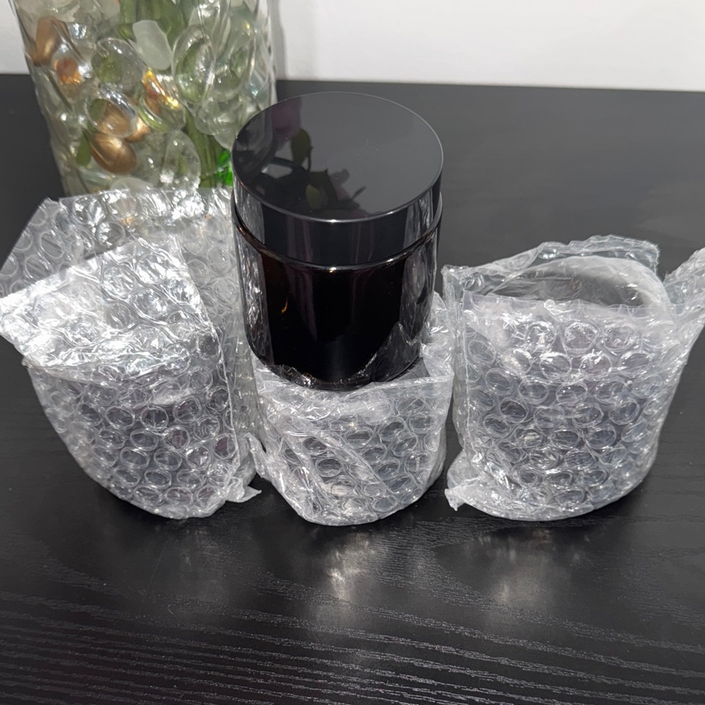 Set of4 Elegant Black Glass Jars - Picture 3 of 4